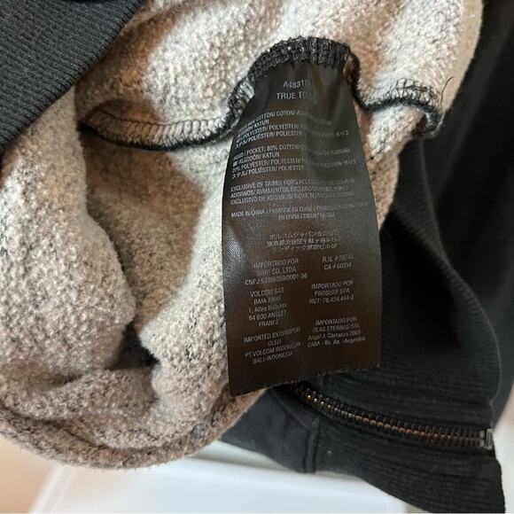 Volcom Black Zip-Up Hoodie M Skater Streetwear Fleece-Lined Josh Johnson Style - Picture 5 of 5